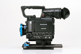 テレビ・オーディオ・カメラPanasonic AG-AF105